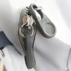 Puller tab for bag zipper