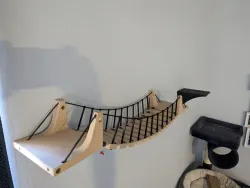 Wall mount bridge and step for cats