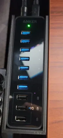 Anker 10 port hub mount