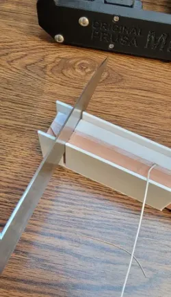 Guide for cutting 1 inch shades