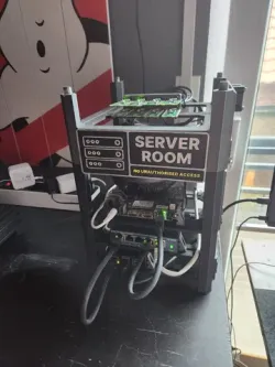 Modular and Stackable HomeLab Mini Rack