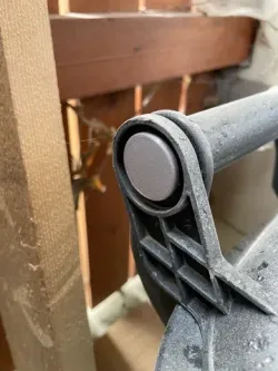 Trashbin cover pin