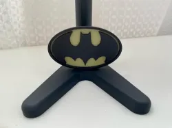 BATMAN Low cost helmet stand. Remix.
