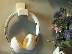Beats Headphone Hanger