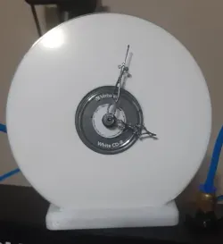 CD / DVD clock