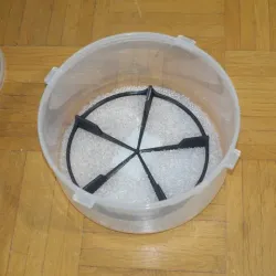 Filament spool Riser for round dry storage box