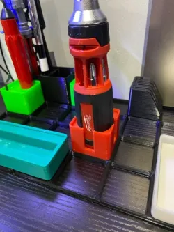 Milwaukee Screwdriver Gridfinity holder