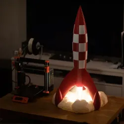 Huge Moon Rocket / Grande Fusée lunaire