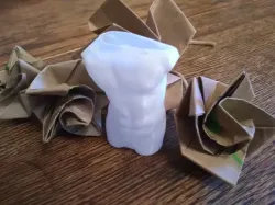 Diadumenos Ken Torso Sprial Vase