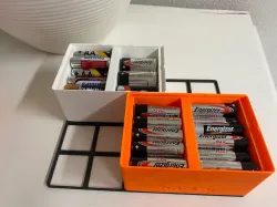 Gridfinity bin for AA and/or C batteries