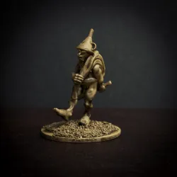 House Pixie - Cone Head
