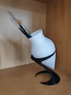 Off center vase - Pen & brushes holder
