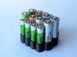 AA & AAA Battery Organizer