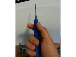 Hand drill for drill bit with hex shank