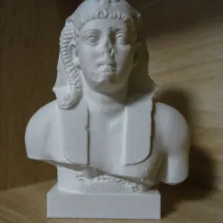 Bust of a youthful king