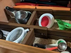 Expandable Kitchen Drawer Dividers / Adjustable Separators Organizer