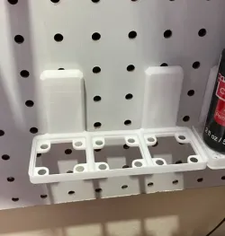 Sy's Peglock - Gridfinity Baseplate (press-fit magnet)