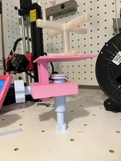 Table mount for Embroidery Swift Printables: 392829