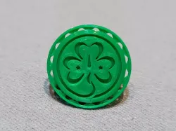 Wagggs patch badge, ready to be sewn on - Insignia o parche de con trebol internacional de las Guias