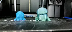 Roboti