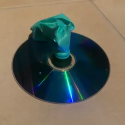Balloon powered CD Hovercraft - Balloon to CD adapter