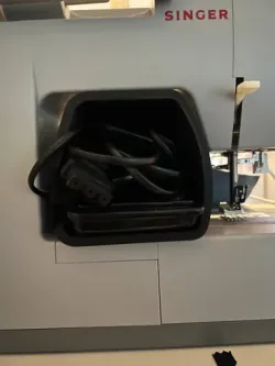 Footpedal storage box for Singer Heavy Duty