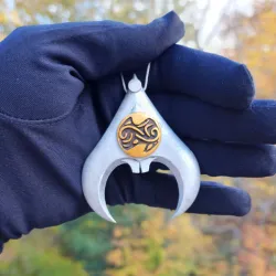 Jareth's Necklace (Movie - Labyrinth)