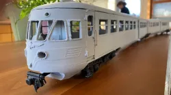 Nederlandse Spoorwegen "Blauwe Engel" DE1 Motorrijtuig in Spoor 1 / 1:32 / 45 mm track