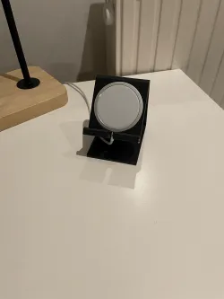 Charging Stand for MagSafe