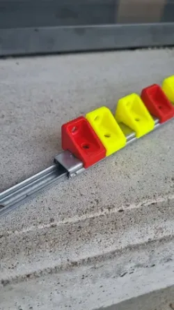 Equerre glissière de meuble