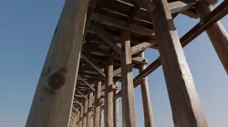 Wood planks logs and pillars with 2 ready piers Low-poly 3D model