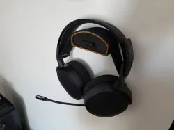 Headphone Wall mount with drawer