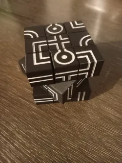 Rubik's Cube - Maze Edition
