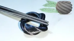 Mobius Strip Chopstick Rest
