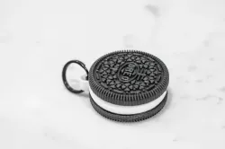 Oreo Airtag Keychain