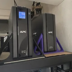 APC BR1500G Back-UPS Pro Anti-Tip Feet