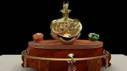 Chinese golden  dragon vase  3D model