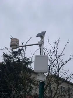 Weather station