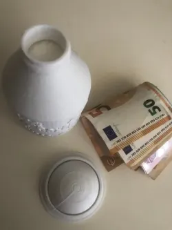 BOTTLE CONTAINER WITH HIDDEN COMPARTMENT (PRINT-IN-PLACE)