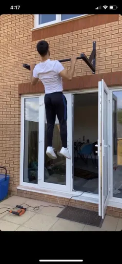 CrossFit pull up bar- Lift & Press
