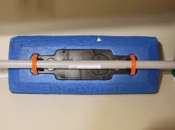 SnowJoe Snow Pusher Pole Clips to Main Body