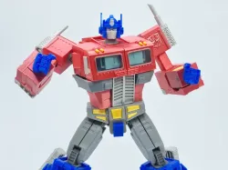 MP10 Masterpiece Optimus (Articulated, Color Separated, Transformable)
