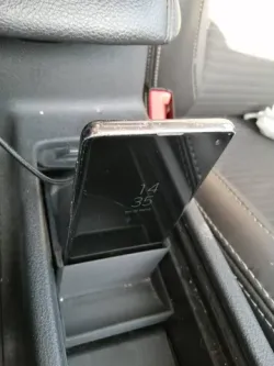 Samsung S10 dock for Ford Focus 2017 centre console
