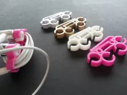 BABY KNUCKLEDUSTER earplug organizer
