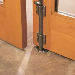 SS DOOR