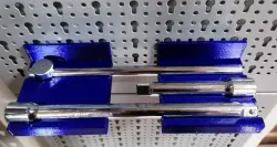 Držák vratidla a nástavců 1/2" gola sady Tona Expert pro děrovanou stěnu Mars - pegboard