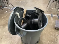 Garbage Can Lid Hook