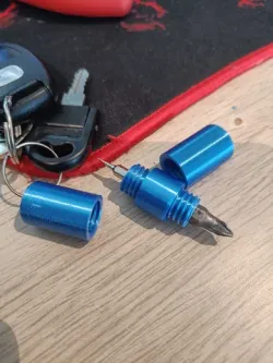 Keychain screwdriver holder 0.24"/0.15"