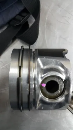 Piston