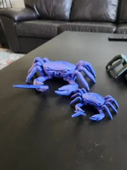 Crab with a knife no base
